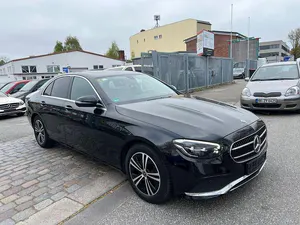 Second-hand Mercedes E200