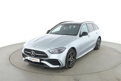 Używany Mercedes C300e AMG line 129 KM (94 kW) 2023 Srebrny Kombi