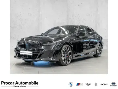 Gebraucht BMW i5 M Sport 442 kW (601 PS) 2024 Schwarz Limousine