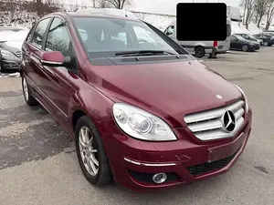 Używany Mercedes B200