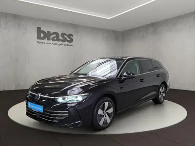 Gebraucht VW Passat Elegance 193 PS (141 kW) 2024 Grenadillschwarz metallic Kombi