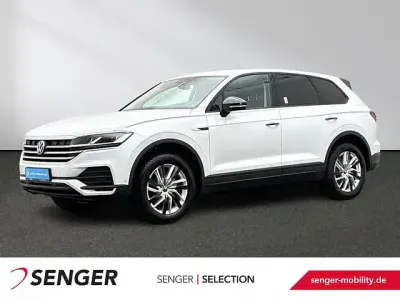 Gebraucht VW Touareg Basis 231 PS (169 kW) 2022 Weiß SUV