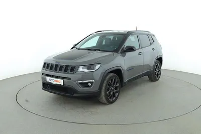 Gebraucht Jeep Compass 60 PS (44 kW) 2020 Grau SUV