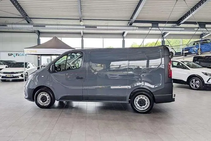 Gebraucht Renault Trafic Komfort 145 PS (106 kW) 2020 Grau Van / Kleinbus