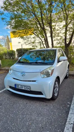 Second-hand Toyota iQ