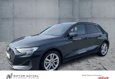 Używany Audi A3 Ambiente 116 KM (85 kW) 2025 Szary Sedan/Limuzyna