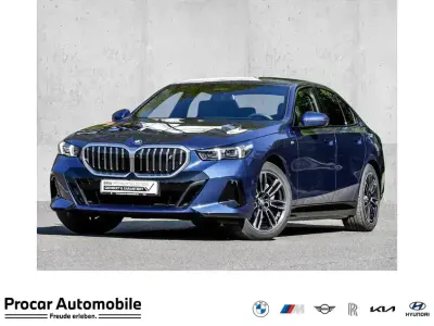 Gebraucht BMW i5 M Sport 250 kW (340 PS) 2025 Blau Limousine