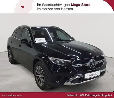 Używany Mercedes GLC220 Advanced 197 KM (144 kW) 2022 Czarny SUV