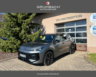 Neu VW T-Roc R-line 150 PS (110 kW) 2026 Wolfgrau metallic dach s... SUV