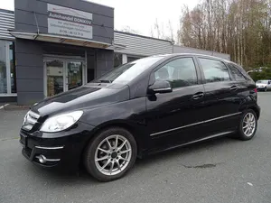 Używany Mercedes B200