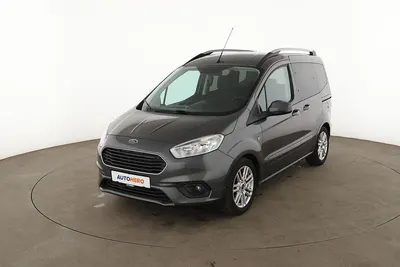 Używany Ford Tourneo Titanium 101 KM (74 kW) 2019 Szary Minivan