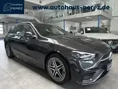 Używany Mercedes C300e Premium Plus 197 KM (144 kW) 2023 Szary Kombi