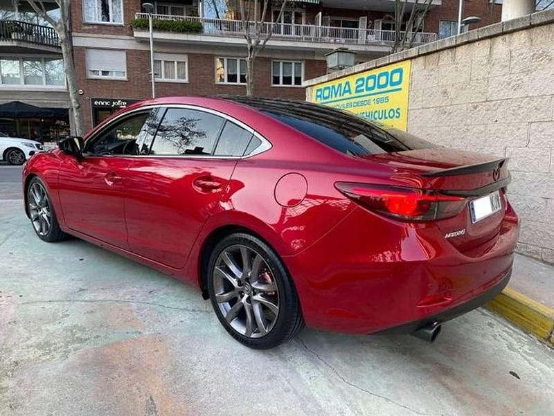 Usado Mazda 6 Luxury 175 HP (128 kW) 2018 Vermelho Sedan