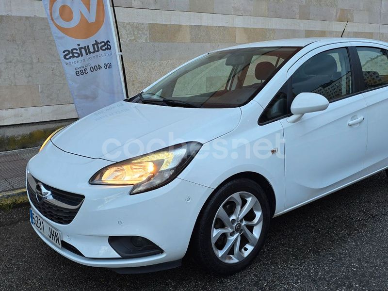 Blanco Usado 2015 Opel Corsa Expression Berlina | 7990 € (Un poco caro) - Imagen 1/4
