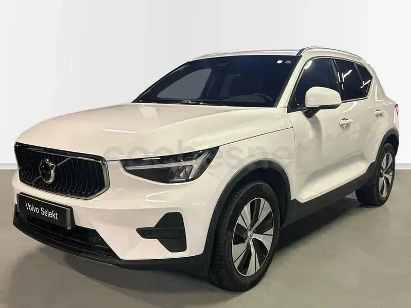 Usado Volvo XC40 Core 163 CV (119 kW) 2025 Blanco SUV