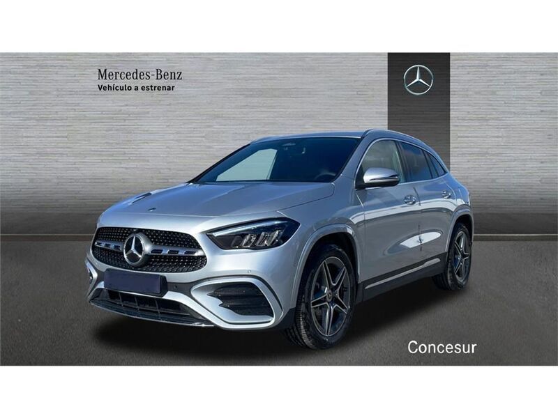 Gris Usado 2025 Mercedes GLA200 SUV | 45.500 € (Precio justo) - Imagen 1/4