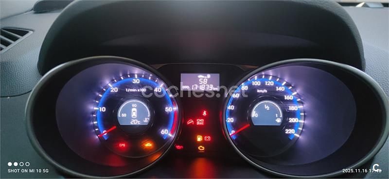 Usado Hyundai ix35 Comfort 116 CV (85 kW) 2011 Negro SUV