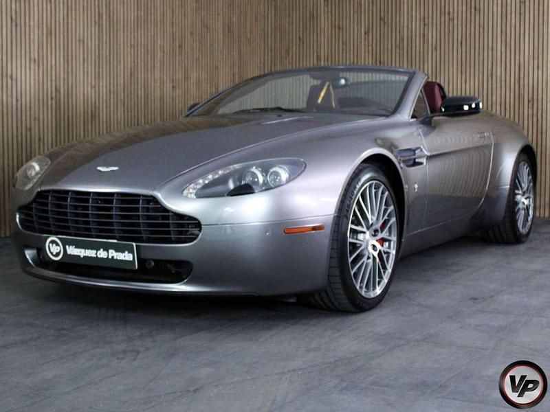 Usado Aston Martin Vantage 426 CV (313 kW) 2010 Gris Coupe