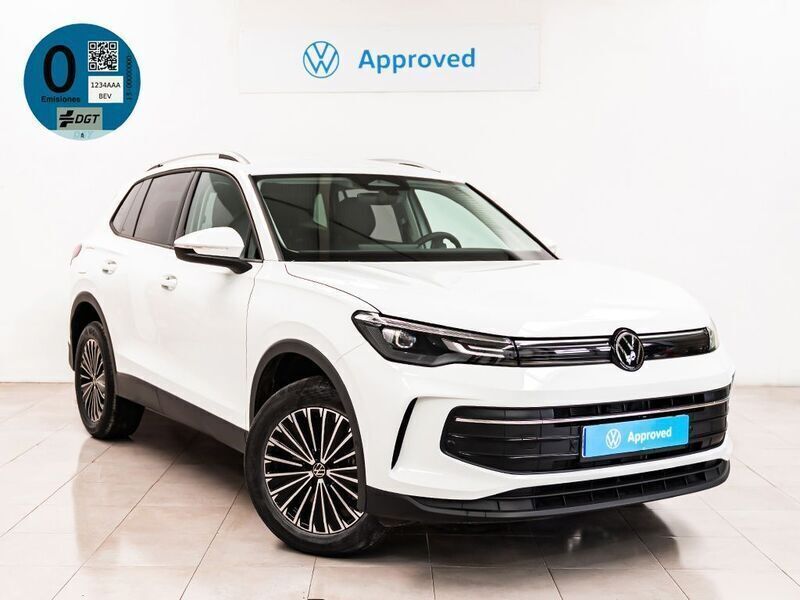 Blanco Nuevo 2025 VW Tiguan Life SUV | 41.490 € (Precio justo) - Imagen 1/4