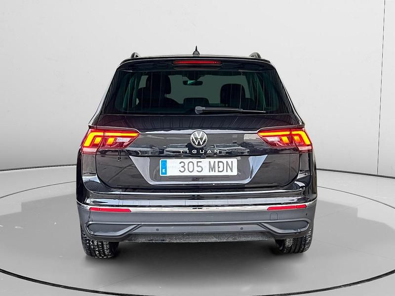 Usado VW Tiguan Life 151 CV (111 kW) 2020 Blanco SUV