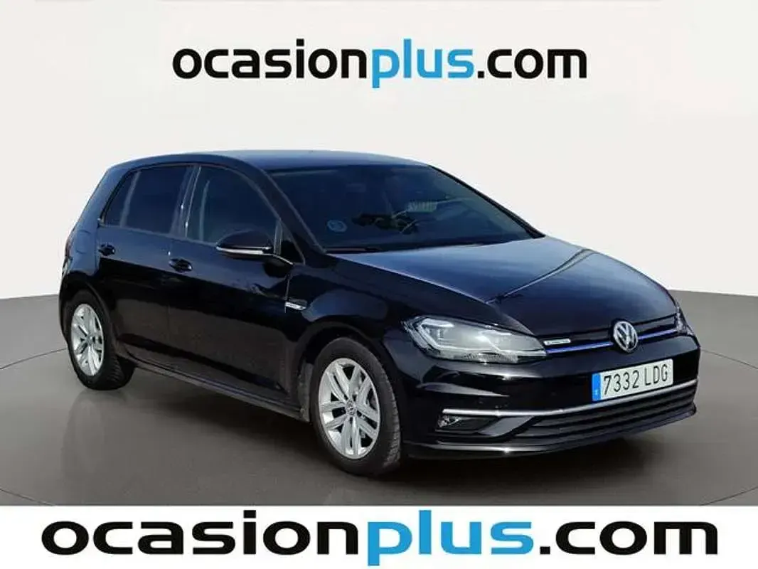 Usado VW Golf VII Advance 131 CV (96 kW) 2019 Negro Utilitario