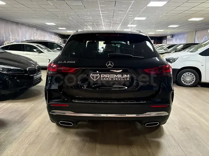 Usado Mercedes GLA200 163 CV (119 kW) 2020 Negro SUV