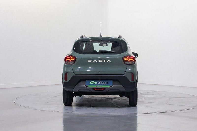 Usado Dacia Spring Expression 33 kW (45 CV) 2023 Verde Utilitario