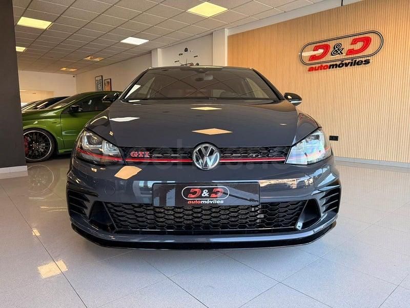 Usado VW Golf VII GTI Clubsport 265 CV (194 kW) 2017 Gris / plata Berlina