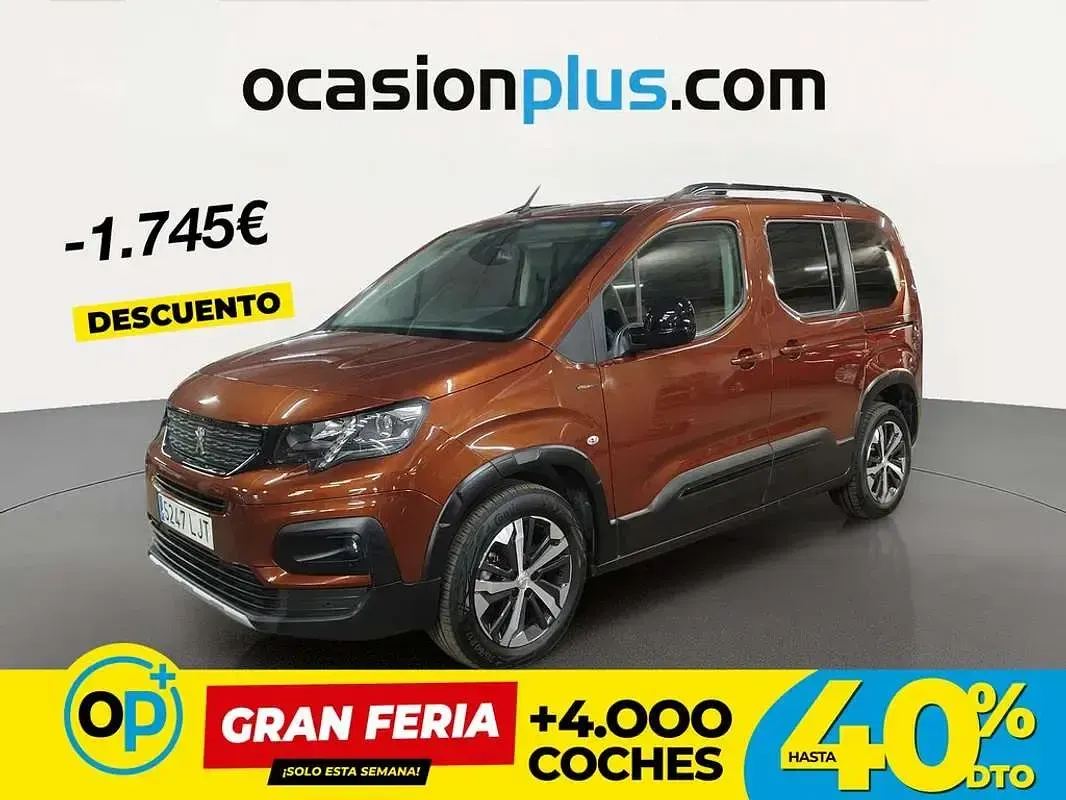 Usado Peugeot Rifter GT-line 131 CV (96 kW) 2020 Monovolumen