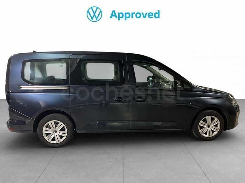 Usado VW Caddy Maxi 102 CV (75 kW) 2024 Azul Monovolumen