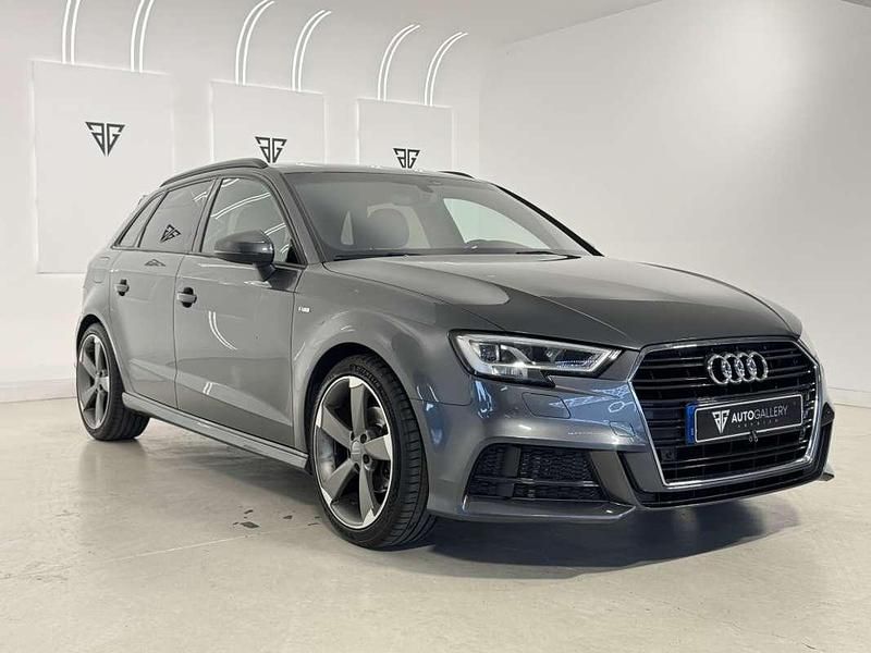 Usado Audi A3 Sportback S-Line 150 CV (110 kW) 2019 Gris Utilitario