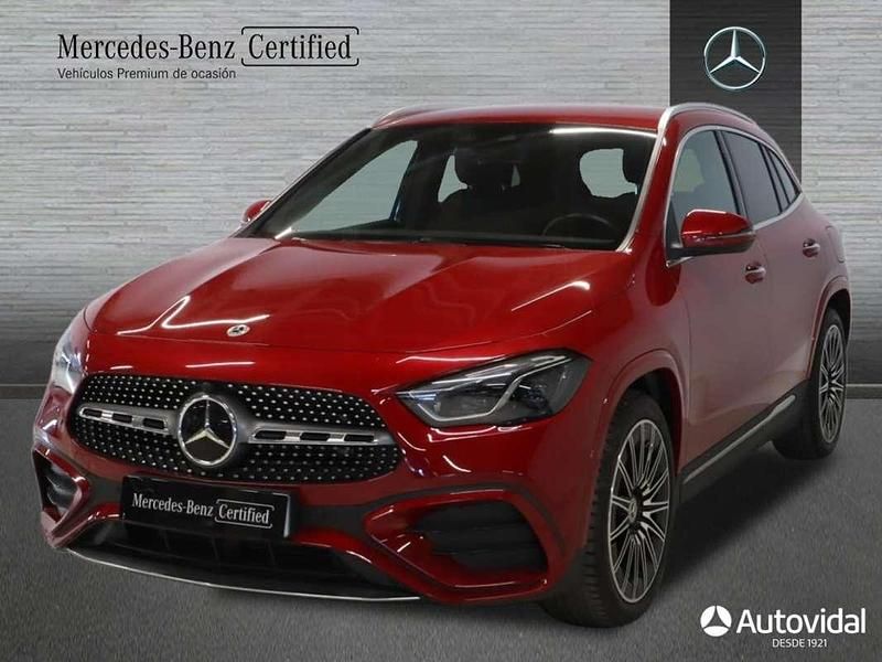 Usado Mercedes GLA220 190 CV (139 kW) 2024 Rojo SUV