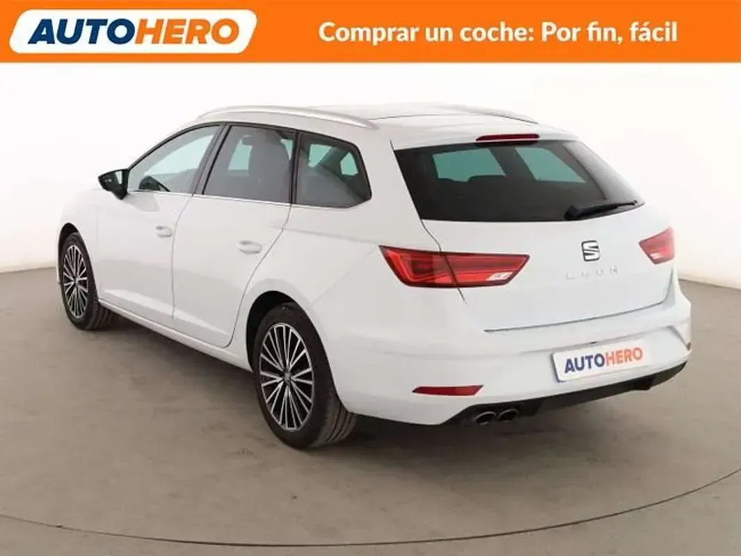 Usado Seat Leon XCELLENCE 150 CV (110 kW) 2018 Blanco Familiar