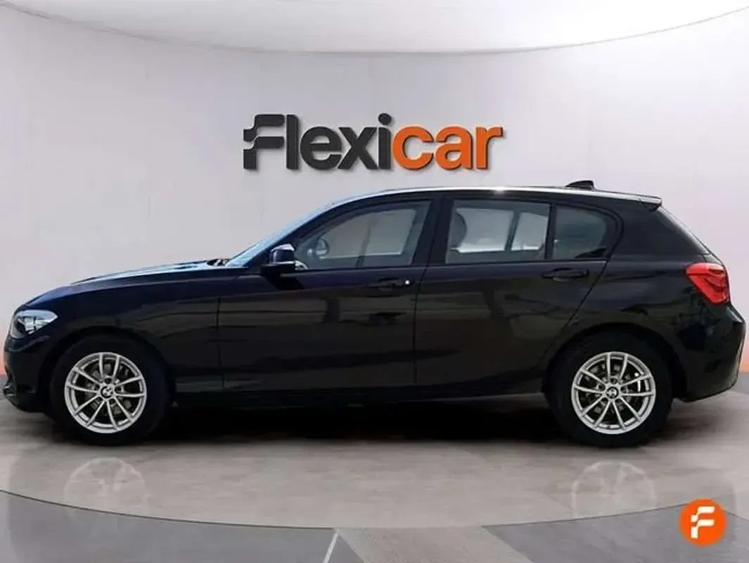 Käytetty BMW 118 140 HP (102 kW) 2019 Musta Viistoperä