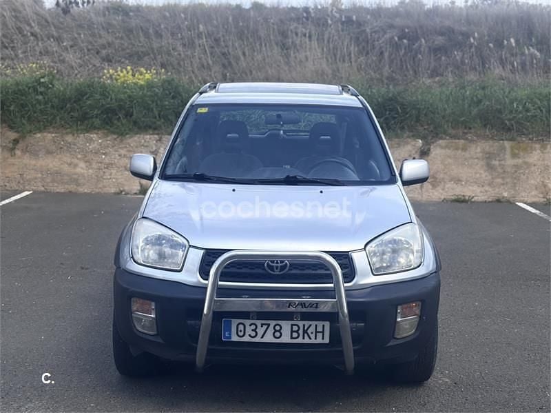 Usado Toyota RAV4 Sol 150 CV (110 kW) 2001 Gris / plata SUV