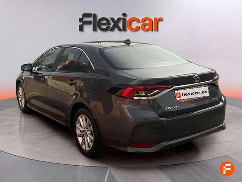 Usado Toyota Corolla Active 140 CV (102 kW) 2024 Gris Utilitario