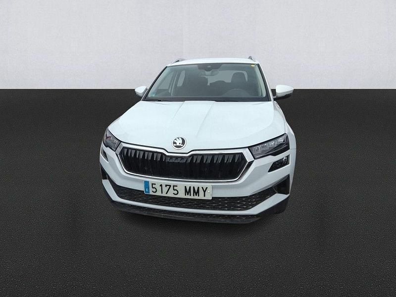 Usado Skoda Karoq Ambition 116 CV (85 kW) 2024 Blanco SUV