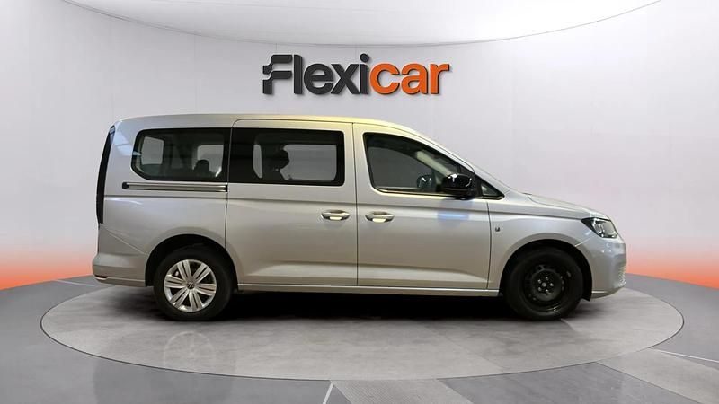 Usado VW Caddy Maxi 122 CV (89 kW) 2024 Gris Monovolumen