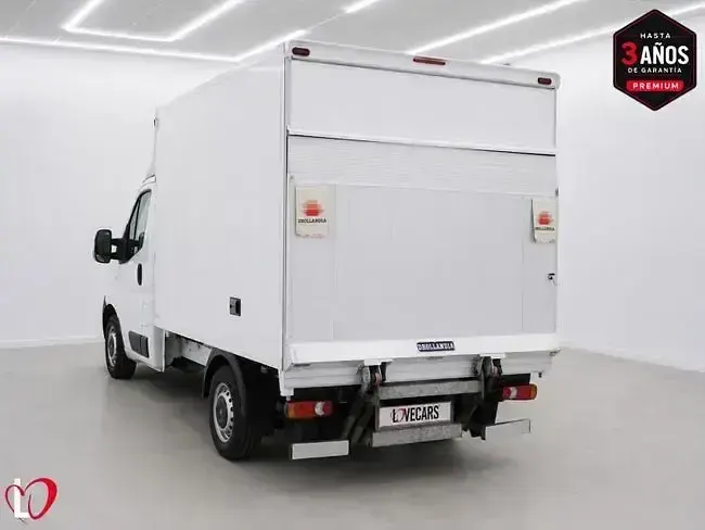 Usado Fiat Ducato 140 CV (102 kW) 2023 Blanco Van