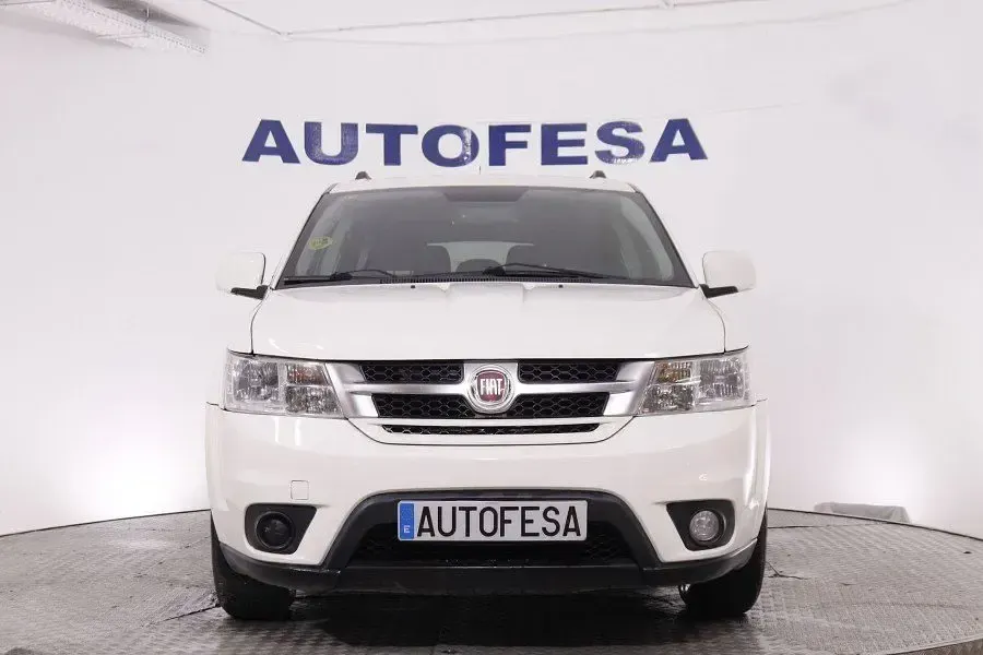 Usado Fiat Freemont Urban 170 CV (125 kW) 2013 Blanco SUV