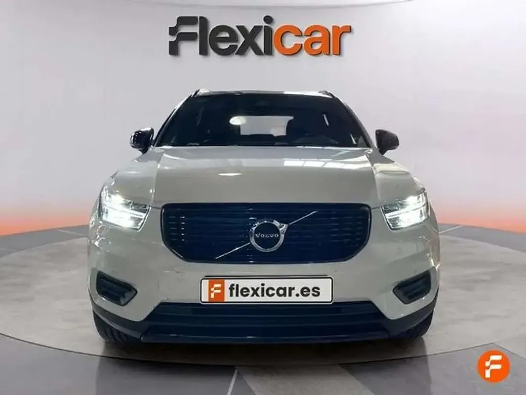 Usado Volvo XC40 R-Design 150 CV (110 kW) 2019 Blanco SUV