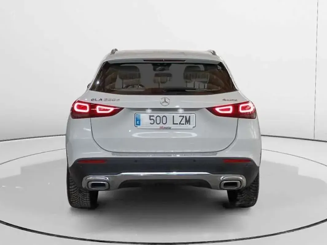 Usado Mercedes GLA220 192 CV (141 kW) 2022 Blanco SUV
