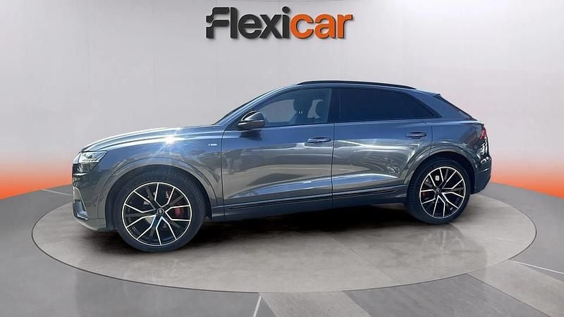 Usado Audi Q8 Premium 290 CV (213 kW) 2021 Gris SUV