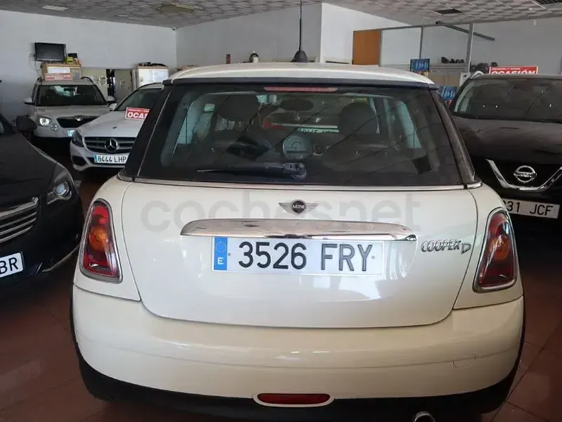 Usado Mini Cooper D 110 CV (80 kW) 2008 Blanco Utilitario