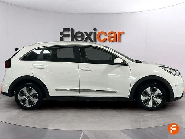 Usado Kia Niro 141 CV (103 kW) 2019 Blanco SUV