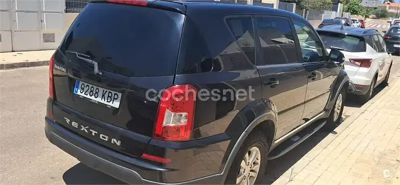 Usado SsangYong Rexton 178 CV (130 kW) 2017 Negro SUV