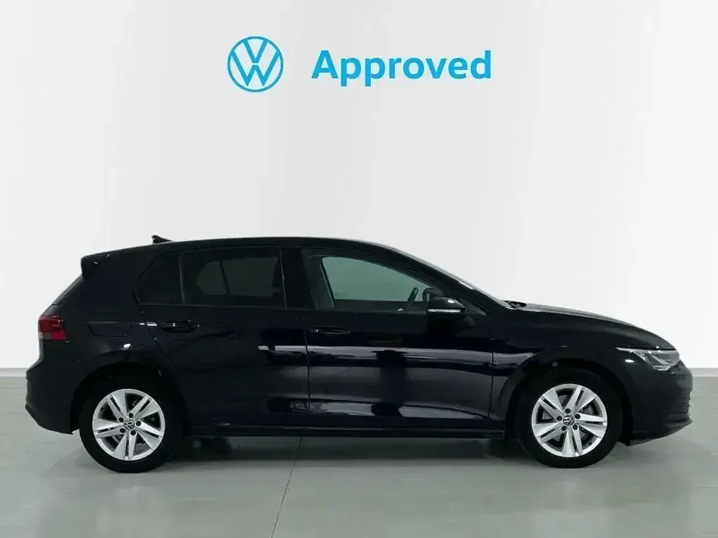 Usado VW Golf VIII Life 115 CV (84 kW) 2024 Negro