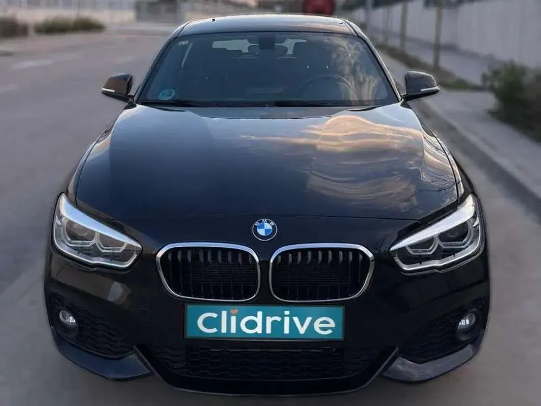 Usado BMW 116 116 CV (85 kW) 2015 Negro Utilitario