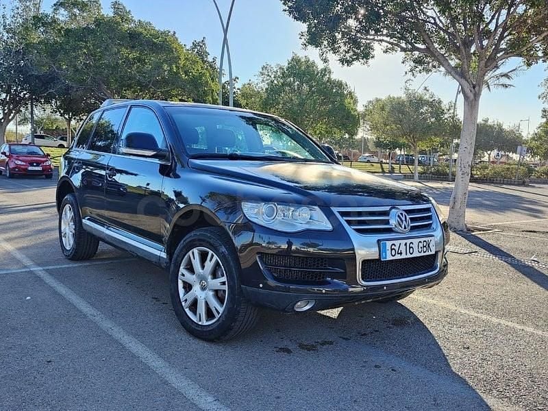 Usado VW Touareg 240 CV (176 kW) 2008 Negro SUV
