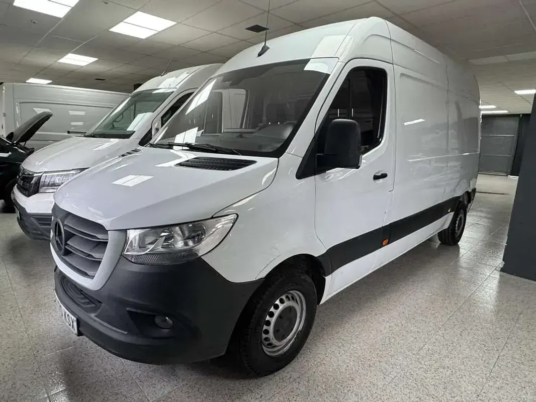 Usado Mercedes Sprinter 114 CV (83 kW) 2019 Blanco Van
